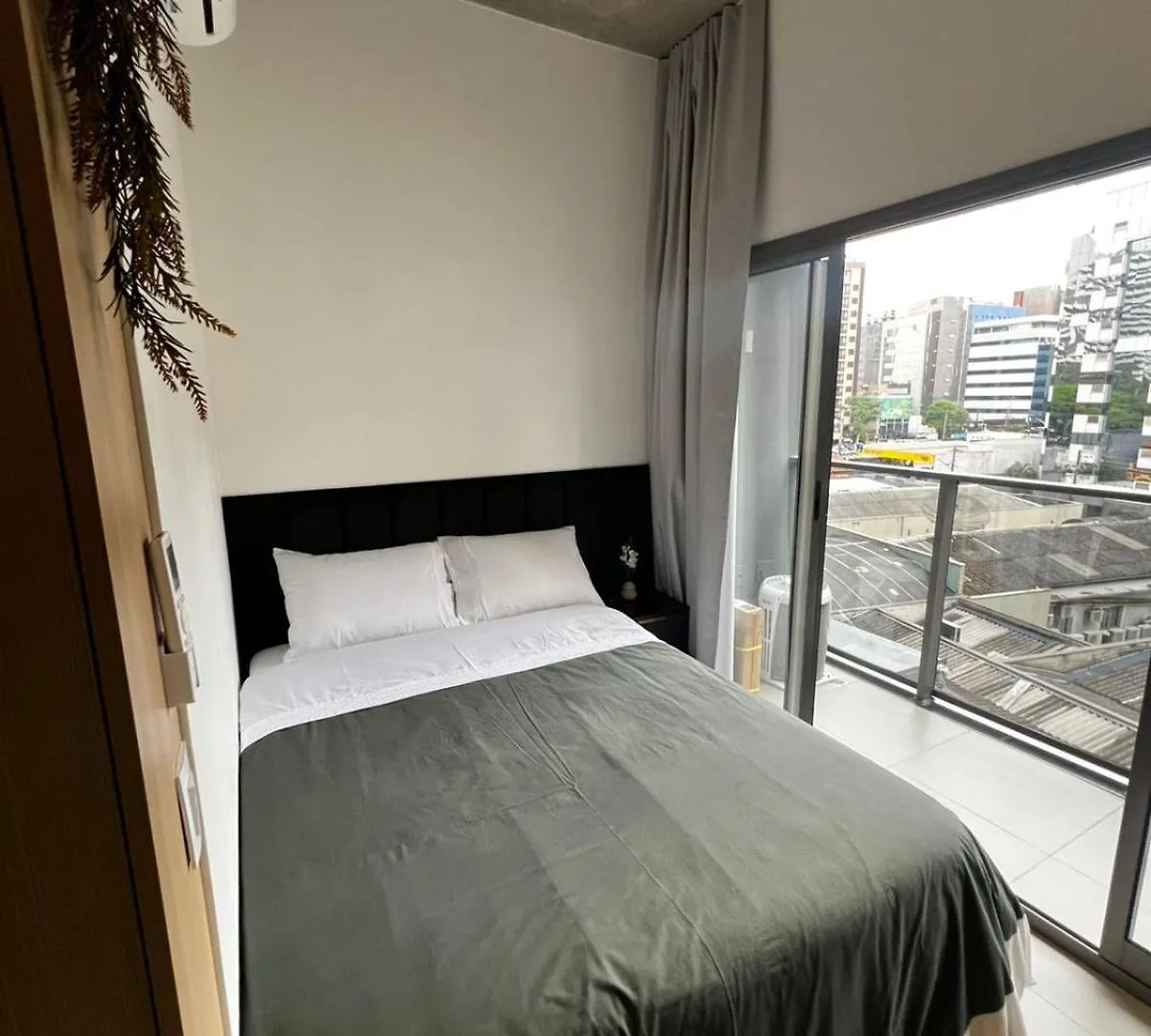 Apto Completo Ao Lado Da Paulista Sao Paulo Apartment